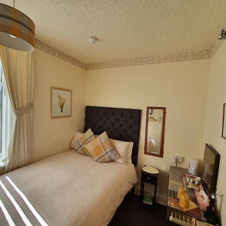 Windsor House Hotel Блекпул Екстериор снимка