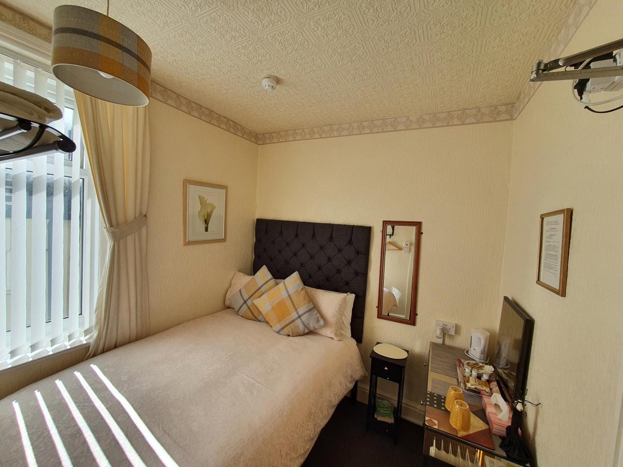 Windsor House Hotel Блекпул Екстериор снимка