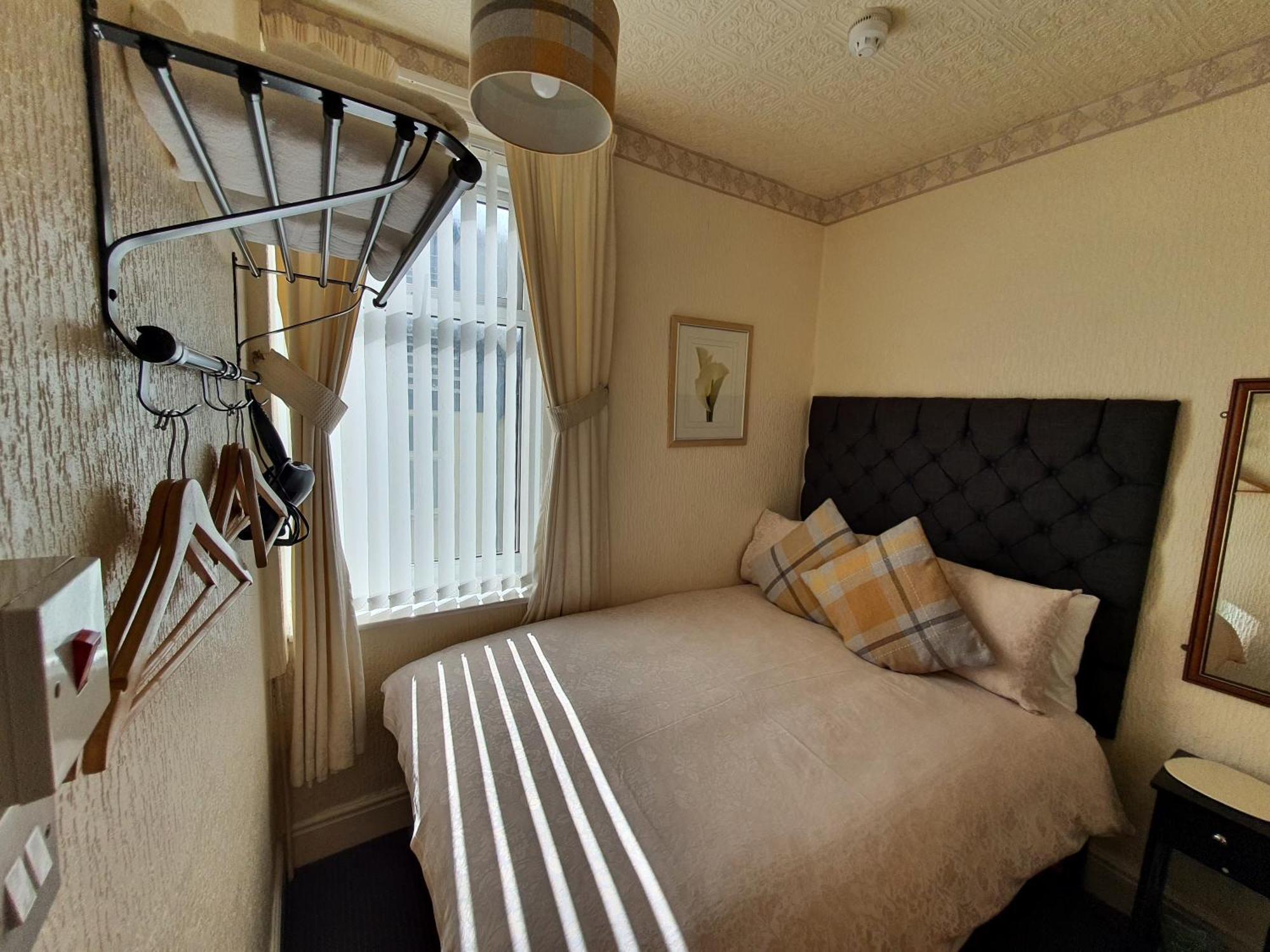 Windsor House Hotel Блекпул Екстериор снимка