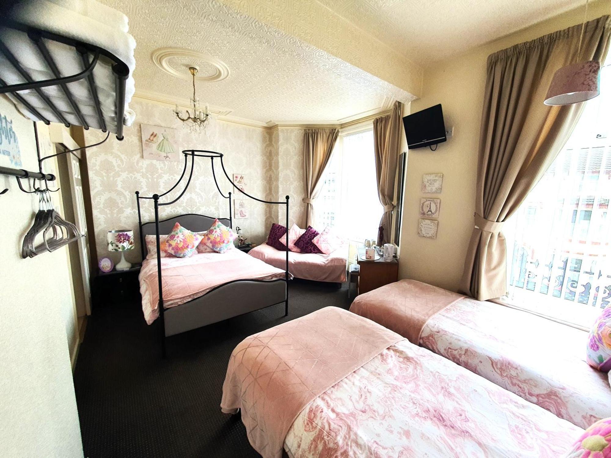 Windsor House Hotel Блекпул Екстериор снимка
