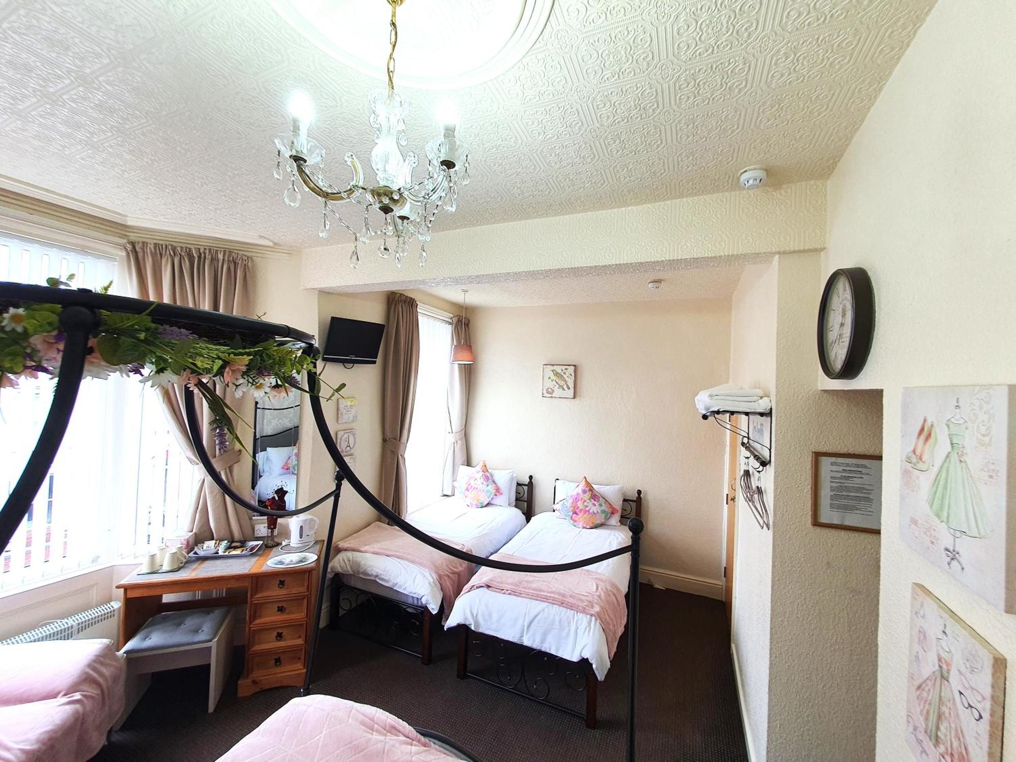 Windsor House Hotel Блекпул Екстериор снимка